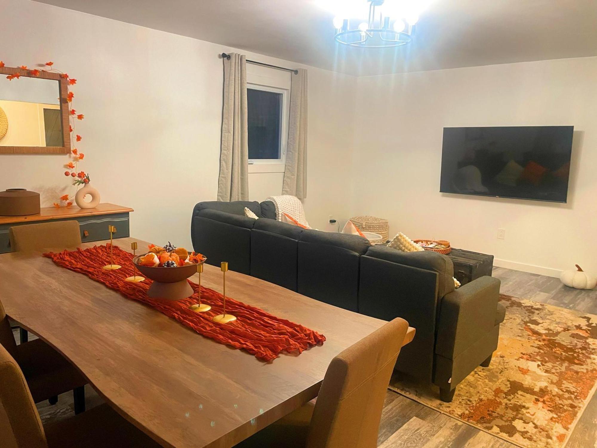 Private Cottage With Huge Private Dog Park! Barrys Bay Εξωτερικό φωτογραφία